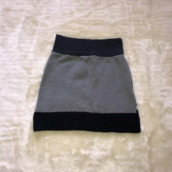 Knitted Mini Skirt - Picture 2 of 5